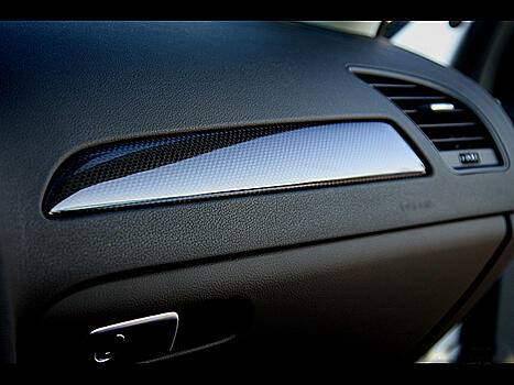 Карбоновая вставка в панель пассажирского места Audi A4 B8 09- Glove Box Trim A4 B8 carbon LHD 