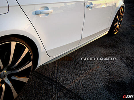 Накладки на пороги карбоновые Audi A4 B8 09- SKIRT A4 B8 carbon (pair) 